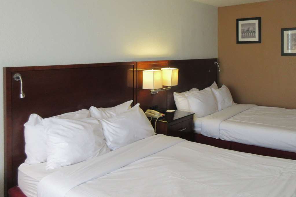 Econo Lodge Albert Lea Room photo